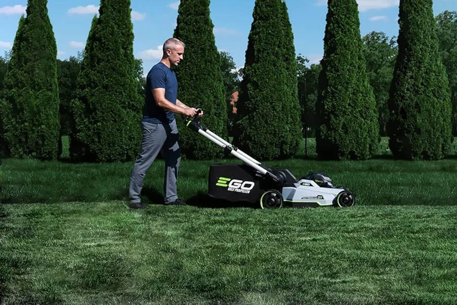 best self-propelled lawn mower